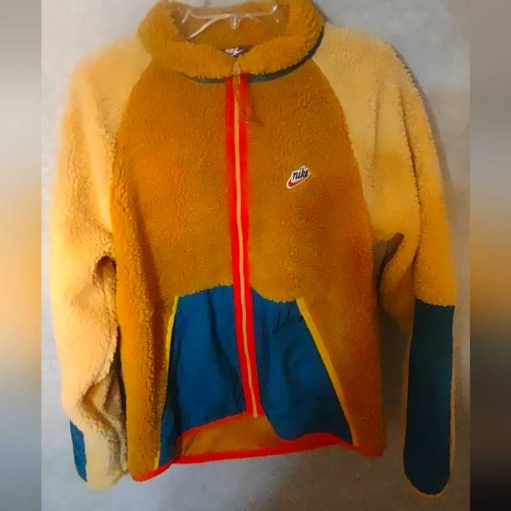 Nike NSW Heritage Sherpa